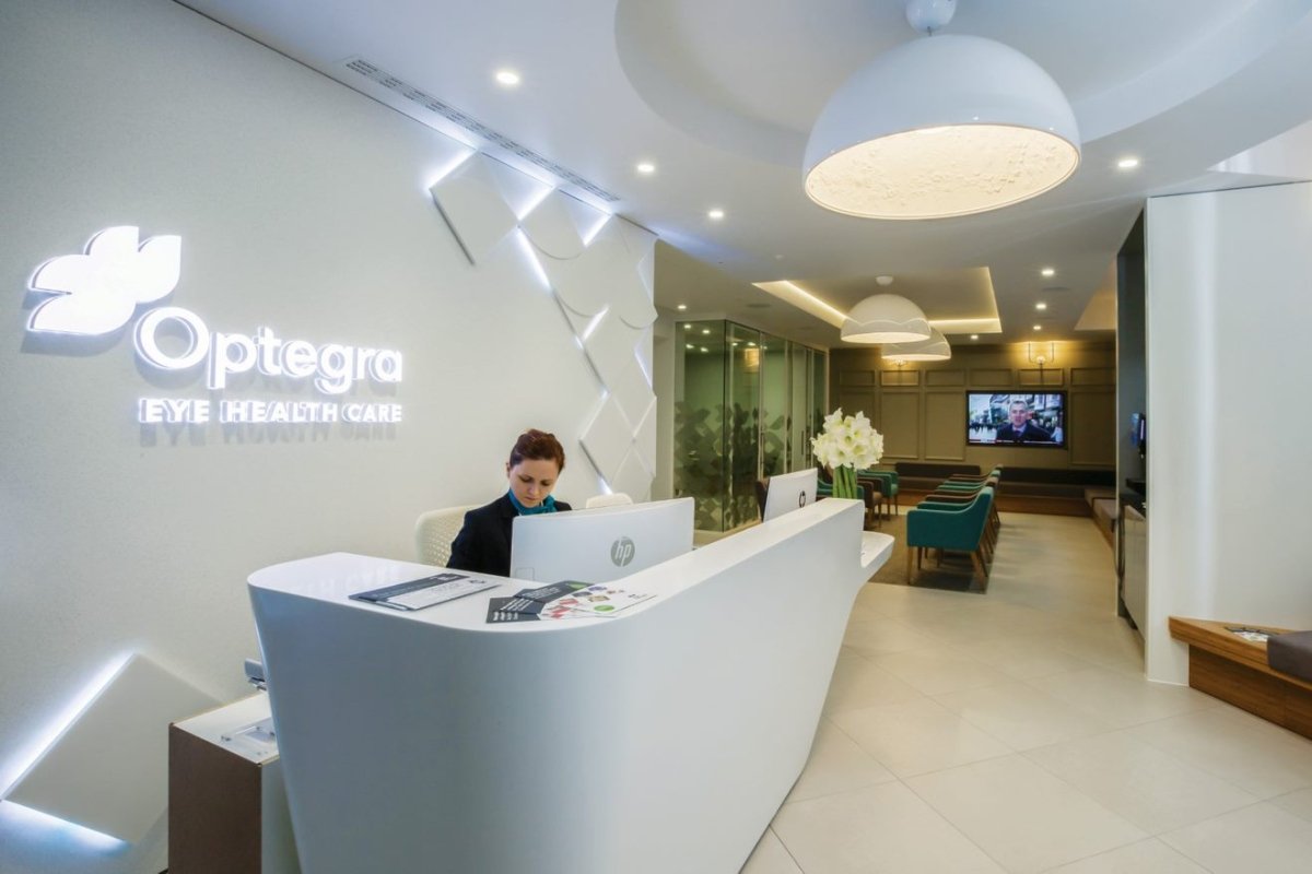 © Optegra