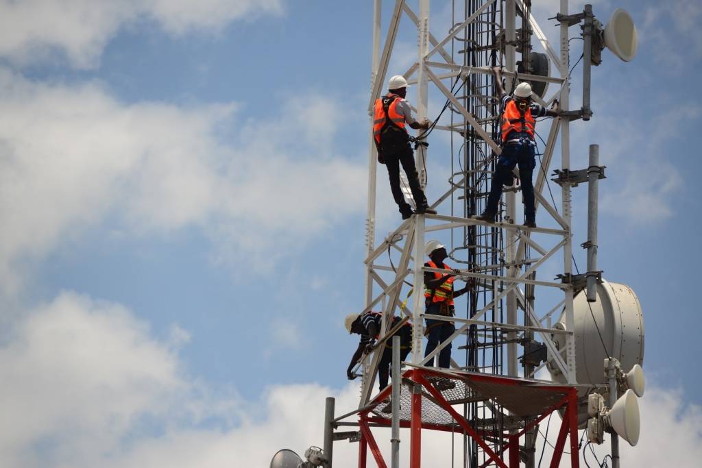 Grâce à l'acquisition de 1 200 tours antenne-relais de téléphonie mobile de Free Sénégal, Helios Towers devient le plus grand détenteur indépendant d’infrastructures télécoms du pays de la Téranga. © Free