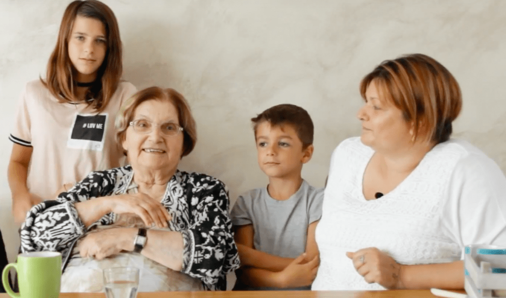 © CetteFamille