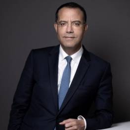 Moez-Alexandre Zouari Moez-Alexandre Zouari