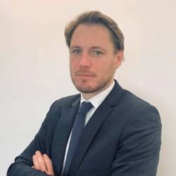 Kevin Debrabant, Alantra